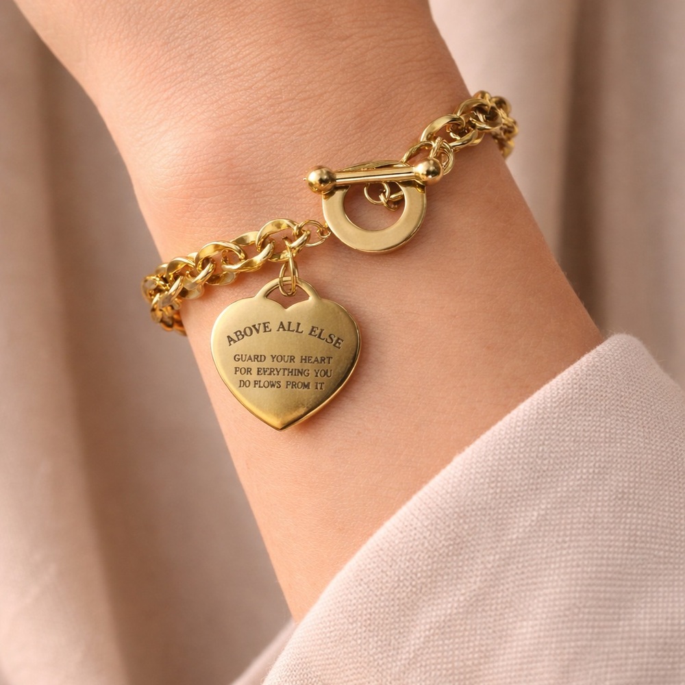 Gold Heart Charm Bracelet - Picture 3 of 4